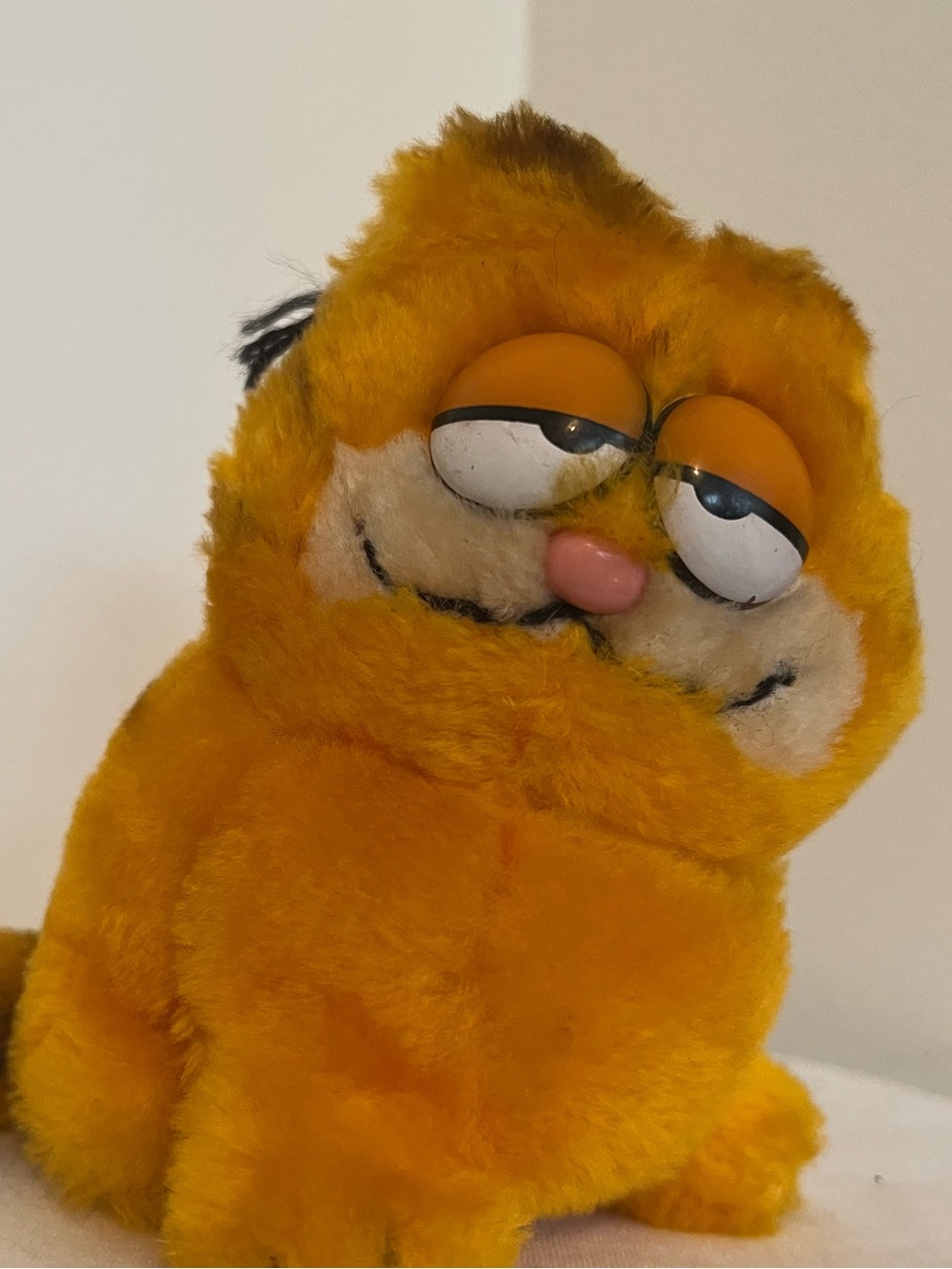 Small Vintage 1981 Dakin Garfield Plush Stuffed Toy Orange Cat With Attitude